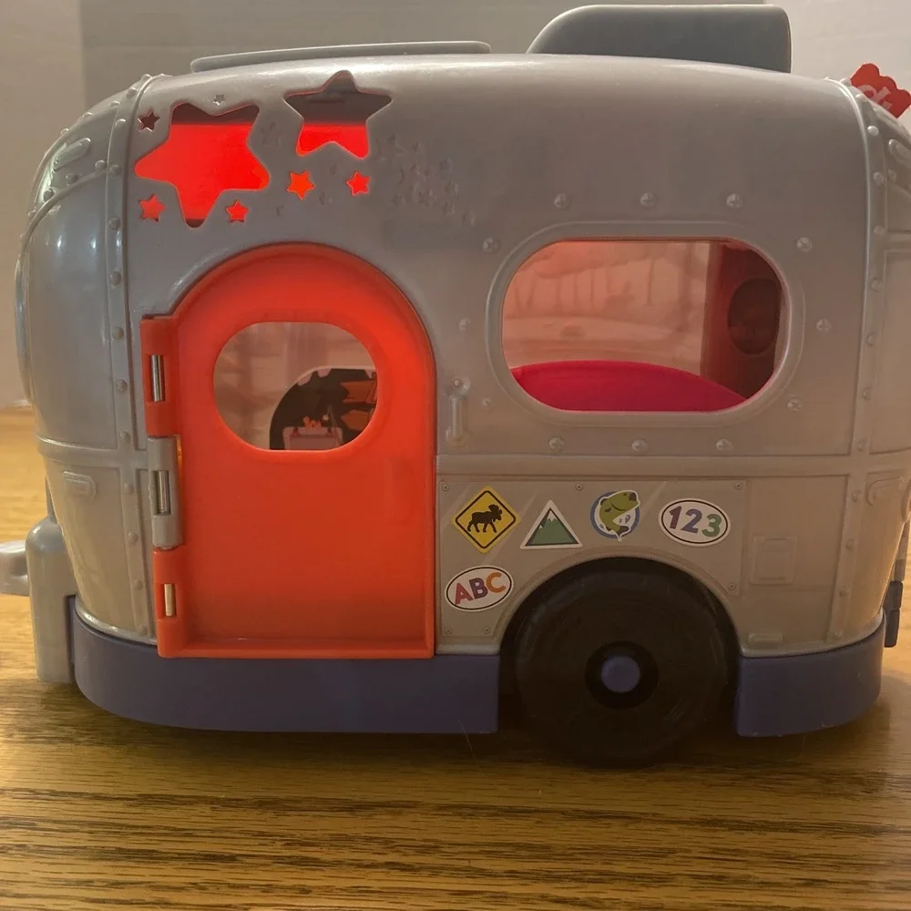Fisher Price Little People Learning RV Camper TRAILER Songs Sound Lights Hammock